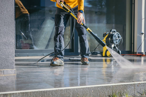 Garage Pressure Washing in Decatur, MI
